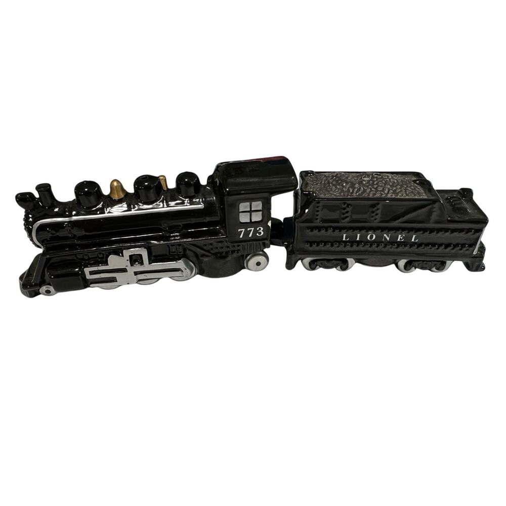 Vintage Lionel 773 Train Salt Pepper Shakers Engine Coal Car